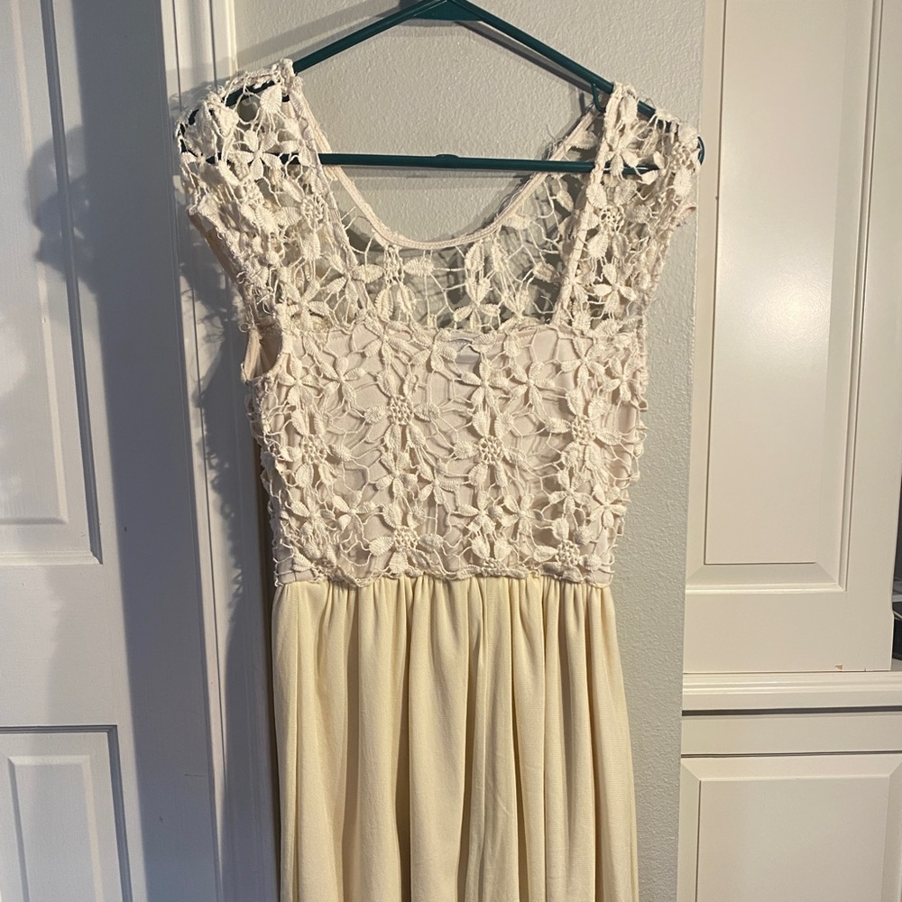 Rue 21 size small white/off white flower dress